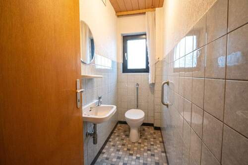 Gäste-WC EG - 