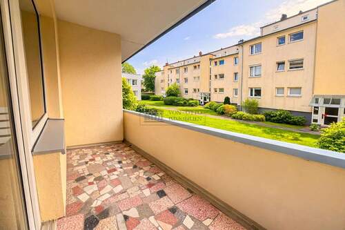 Balkon mit Sommerblick - Wow! Wohntraum in herrlicher Ruhe mit Balkon