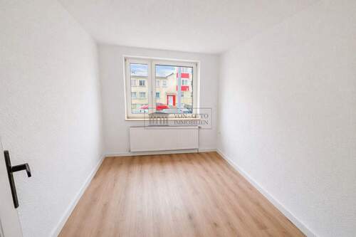 Büro_Kinderzimmer mit Ausblick - 