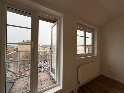Balkon - Etagenwohnung mit 89,00 m&sup2; in Berlin zum Kaufen