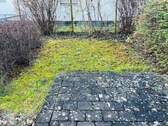 Zweite Terrasse mit kleinem Garten - 