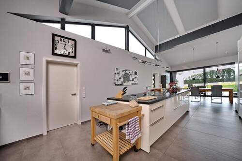 Küchen- Essbereich - 4 Zimmer Bungalow in Basthorst