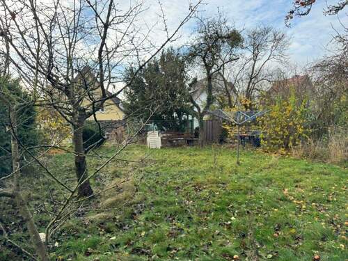 Garten - Mehrfamilienhaus, Wohnhaus mit 219,00 m&sup2; in Kassel zum Kaufen