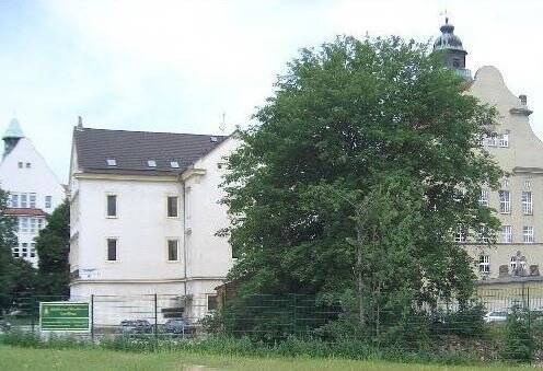 Haus Schloßstraße 2 von der Chemnitz aus - 2 Zimmer Etagenwohnung in Chemnitz