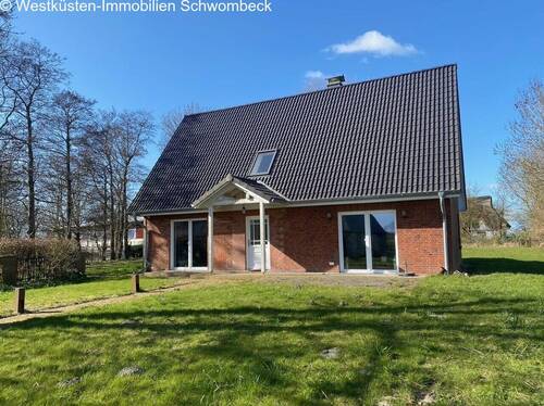 Moderne Ziegelbauweise mit hochwertigem Satteldach und Dachfenster - 5 Zimmer Einfamilienhaus zum Kaufen in Nordermeldorf
