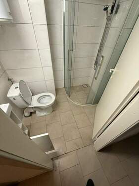 Badezimmer - 1 Zimmer Etagenwohnung zur Miete in Lauenburg/Elbe