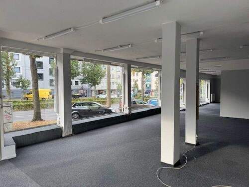 Verkaufsfläche - Gewerbeobjekt (Büro, Produktion, Verkauf) in Kassel zur Miete