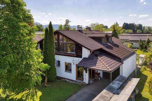 Das Haus - Einfamilienhaus mit Wohlfühlcharakter in begehrter Lage von RaublingPfraundorf!