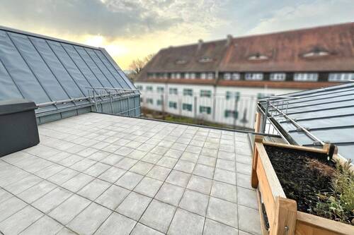 Terrasse 2. OG - 