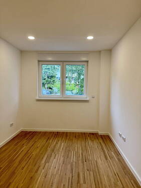 Zimmer zur ruhigen Strasse - 