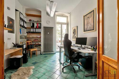 Arbeitszimmer in der ehemaligen Küche - 