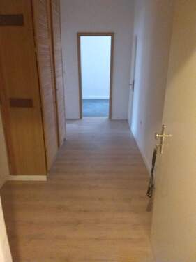 Flur - 2 Zimmer Etagenwohnung in Hof