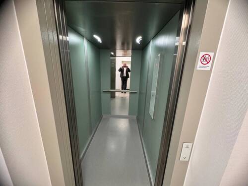 Fahrstuhl - 