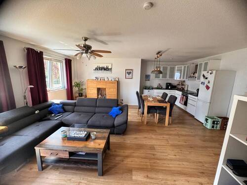 Wohn- und Esszimmer - 