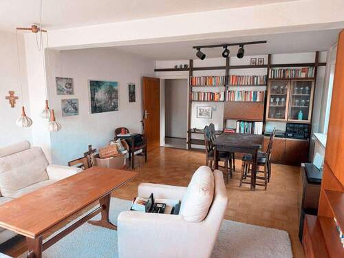 Wohnbereich - 7 Zimmer Einfamilienhaus in Urbar