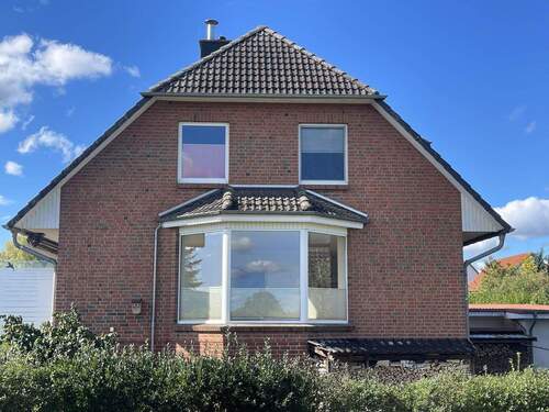 Ostseite des Hauses - Einfamilienhaus mit 180,00 m² in Kargow zum Kaufen