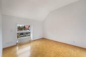 Zimmer 3 - 
