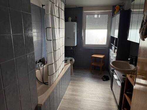 Badezimmer 1.OG Wohneinheit - 