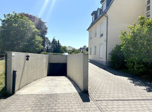 TG-Einfahrt (1).JPG - 