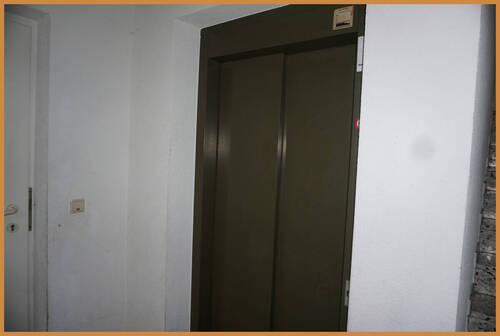 Aufzug Treppenhaus - 