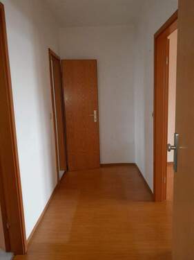 Flur - 2 Zimmer Etagenwohnung zur Miete in Plauen