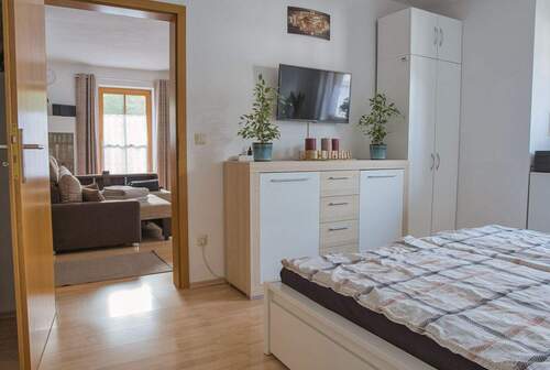 Schlafzimmer - 2 Zimmer Etagenwohnung in Raubling