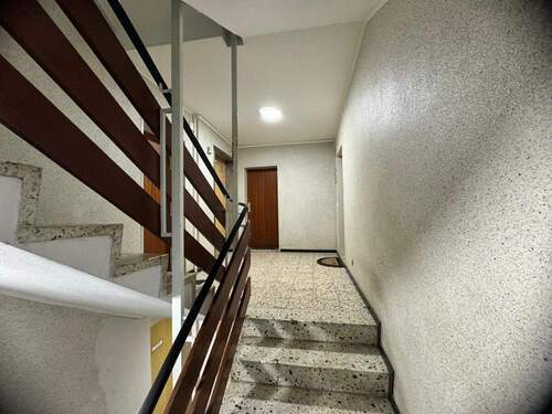 Treppenhaus - Etagenwohnung mit 51,00 m&sup2; in Lübeck-St. Jürgen zum Kaufen