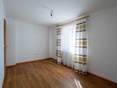 EG - Kinderzimmer/Büro - 