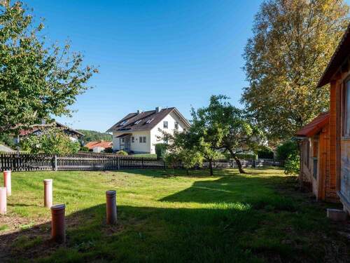Garten - 6 Zimmer Einfamilienhaus zum Kaufen in Spiegelau