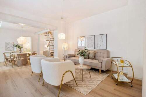 Bild 2 - 9 Zimmer Einfamilienhaus zum Kaufen in Mainz