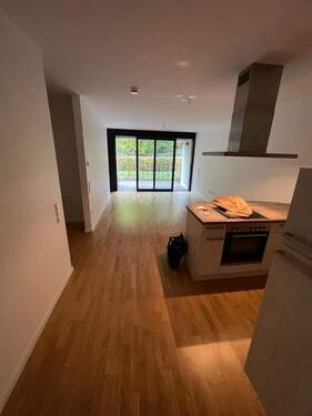 Wohn-/Esszimmer (unmöblierte Darstellung) - 2 Zimmer Etagenwohnung zur Miete in Fulda