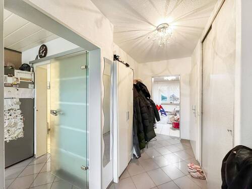 Flur im Erdgeschoss - 5 Zimmer Reihenmittelhaus in Warendorf