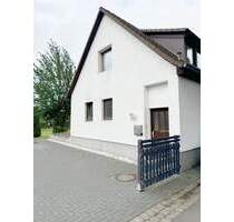 Großzügige Doppelhaushälfte mit Entwicklungspotenzial in Lengede - Charmant, Gepflegt und Vielseitig