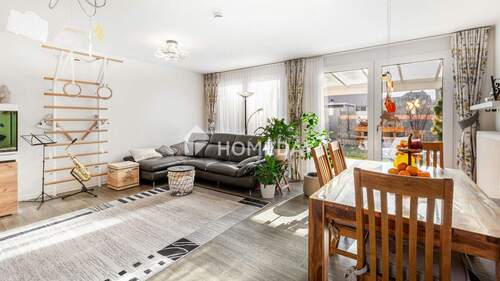 EG Wohnzimmer 2 - 5 Zimmer Reihenendhaus in Eckental