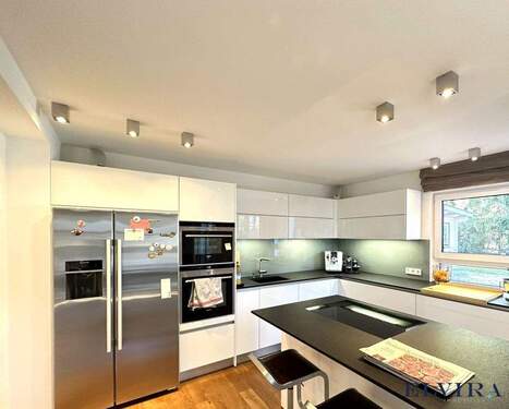 Küche - 5 Zimmer Doppelhaushälfte in München / Pasing-Obermenzing