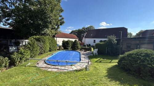 2 - Pool GS - 8 Zimmer Einfamilienhaus zum Kaufen in Petersberg