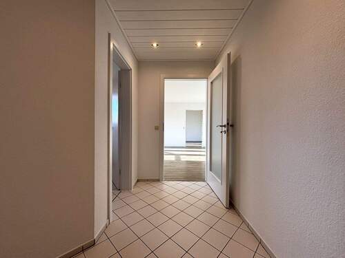 Flur - 2 Zimmer Etagenwohnung zum Kaufen in Stade