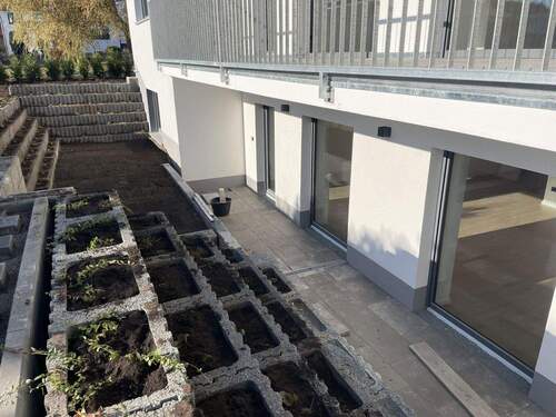 Terrasse zur Südseite - Etagenwohnung mit 104,00 m² in Herzogenaurach zum Kaufen