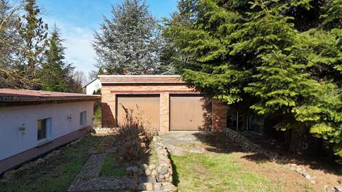 Doppelgarage - Einfamilienhaus mit 126,00 m&sup2; in Potsdam zum Kaufen