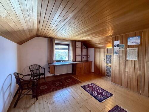 Homeoffice - Kinderzimmer Dachgeschoss - 