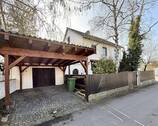Garage mit Carport - 
