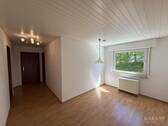 Wohnen - Attraktive 3 12 Zimmer-Wohnung mit Balkon, EBK & Carport in WN-Bittenfeld
