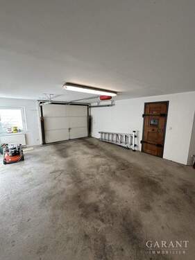 Garage UG - 