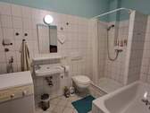 Badezimmer im Erdgeschoss - 