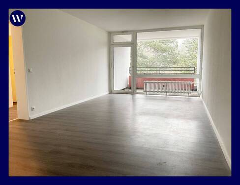 Wohnen - 3-Zimmer-Wohnung + Loggia! Renoviert, separate Küche, Wannenbad, Aufzug