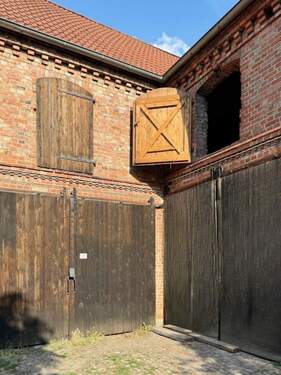 3 Scheune - Mehrfamilienhaus, Wohnhaus mit 251,00 m² in Huy zum Kaufen