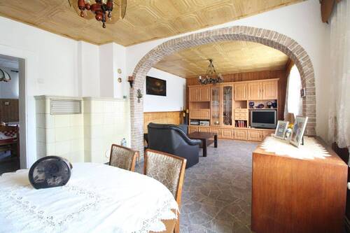 Wohnzimmer - Doppelhaushälfte mit 100,30 m² in Gröningen zum Kaufen