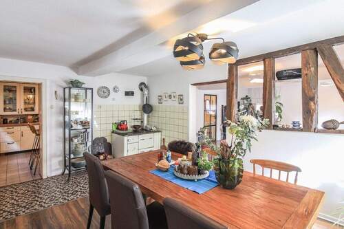 05_EG_Esszimmer - 7 Zimmer Einfamilienhaus in Steinau an der Straße