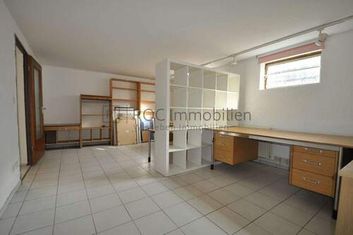 Büro Untergeschoss - 