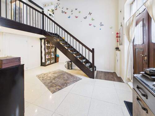 Flur - Einfamilienhaus mit 131,80 m&sup2; in Rheda-Wiedenbrück zum Kaufen